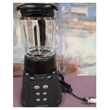 11 - CUISINART BLENDER (C195)