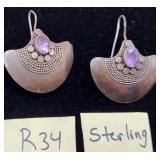 502 - PAIR OF STERLING SILVER EARRINGS (R34)