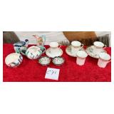 11 - MIXED LOT OF COLLECTIBLES (C71)