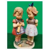 N - HUMMEL GIRLS FIGURINE DISPLAY