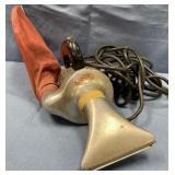 S - VINTAGE SINGER HANDHELD VACUUM