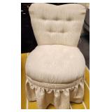11 - ELEGANT TUFTED VANITY ACCENT CHAIR
