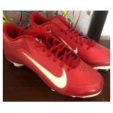 M1 - PAIR OF NEW NIKE SHOES SIZE 12.5 (D38)