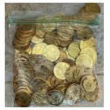 M1 - BAG OF COLLECTIBLE COINS (K82)
