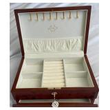 M1 - LENOX JEWELRY BOX (M40)