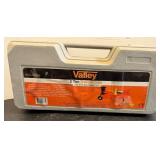 M1 - VALLEY 2-TON TROLLEY JACK (G16)