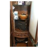 M1 - CURIO DISPLAY CABINET (K64)