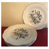 M1 - SIX PIECES WOODLAND HALLOWEEN DISHES (K63)