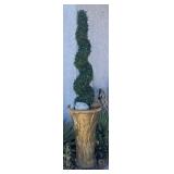 M1 - FAUX TOPIARY