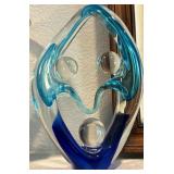 M1 - GLASS ART STATUE 11'