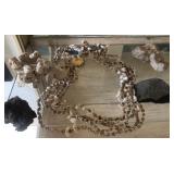 M1 - SHELL NECKLACES, CORAL CLUSTERS (D2)