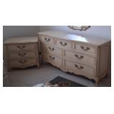 J1 - SEVEN-DRAWER DRESSER & NIGHTSTAND (B1)