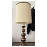 J1 - TABLE LAMP WITH SHADE (L113)