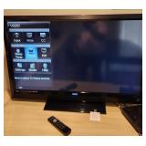 J5 - VIZIO 47" FLATSCREEN HDTV WITH REMOTE