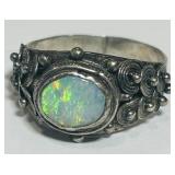 STERLING SILVER OPAL RING 3.80GRS
