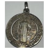 A LARGE STERLING SILVER PENDANT 25.30GRS
