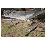 J2 - HAMMOCK WITH STAND (Y62)