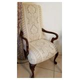 J2 - VINTAGE UPHOLSTERED ARM CHAIR (L4)