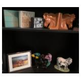 J2 - HORSE HEAD BOOKENDS, PLAQUES, FIGURINES (P11)