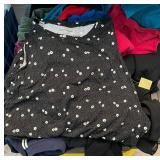 J2 - MIXED LOT OF WOMEN