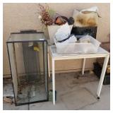 J2 - TABLE, GLASS DISPLAY, MORE (Y54)