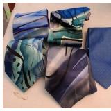 J2 - LOT OF FIVE MEN
