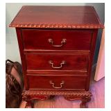 J2 - THREE-DRAWER CHEST (M29)