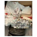 J2 - MIXED LOT OF TABLE LINENS (M70)