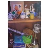 J2 - MIXED LOT OF COLLECTIBLES (N96)