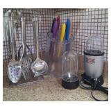 J2 - KITCHEN UTENSILS, MAGIC BULLET (K16)