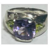 STERLING SILVER AMETHYST/PERIDOT RING 7.8 GRS
