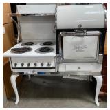 11 - VINTAGE HOTPOINT ELECTRIC STOVE