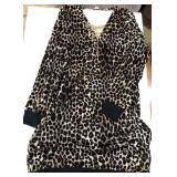 431 - MICHAEL KORS ANIMAL PRINT TOP SIZE M (A11)