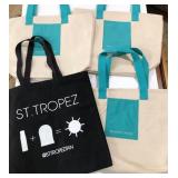 431 - LOT OF FOUR TOTE BAGS (A15)