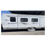 2004 FLEETWOOD WILDERNESS (SEE PICS)