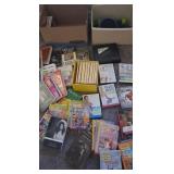 J4 - MIXED LOT OF BOOKS & FITNESS ITEMS (N25)