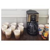 J4 - COFFEE MAKER & CERAMIC MUGS (G88)