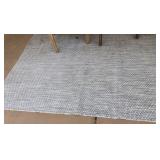 J4 - AREA RUG 72X102' (Y2)