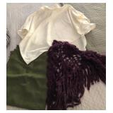 J4 - MIXED LOT OF WOMEN'S TOP & SCARVES (M50)