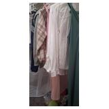 J4 - MIXED LOT OF CLOTHING