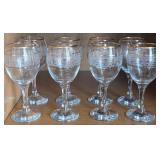 J4 - EIGHT PIECES VINTAGE STEMWARE (L56)
