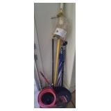 J4 - MOPS, BUCKET, UMBRELLAS, EXTENSION POLE (G66)