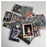 716 - LARGE LOT OF VINTAGE SPORTS CARDS