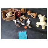 Q - MIXED LOT OF COLLECTIBLE FIGURINES (K152)