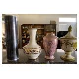 Q - MIXED LOT OF VASES & DECORATIVE JAR (K77)