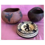 Q - RUSTIC POTTERY BOWLS & VINTAGE ASHTRAY (L34)