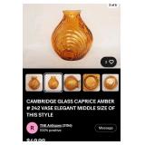 Q - VINTAGE CAMBRIDGE CAPRICE GLASS VASE (L72)