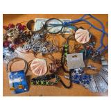 S2 - MIXED LOT OF COSTUME JEWELRY (J79)