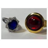 S2 - LOT OF TWO COSTUME JEWELRY RINGS SIZE 7/7.5