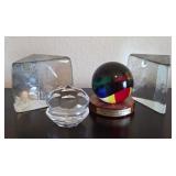 S2 - CRYSTAL BOOKENDS & COLLECTIBLES (O40)